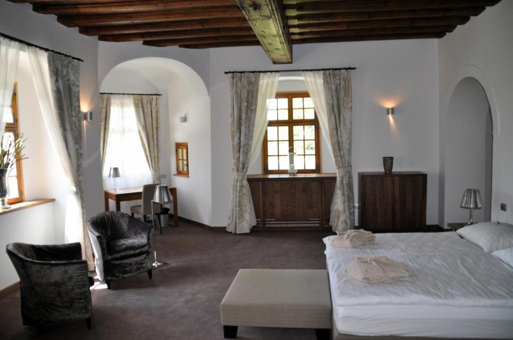 Lambergh Chateau & Hotel Dvorska Vas Phòng bức ảnh