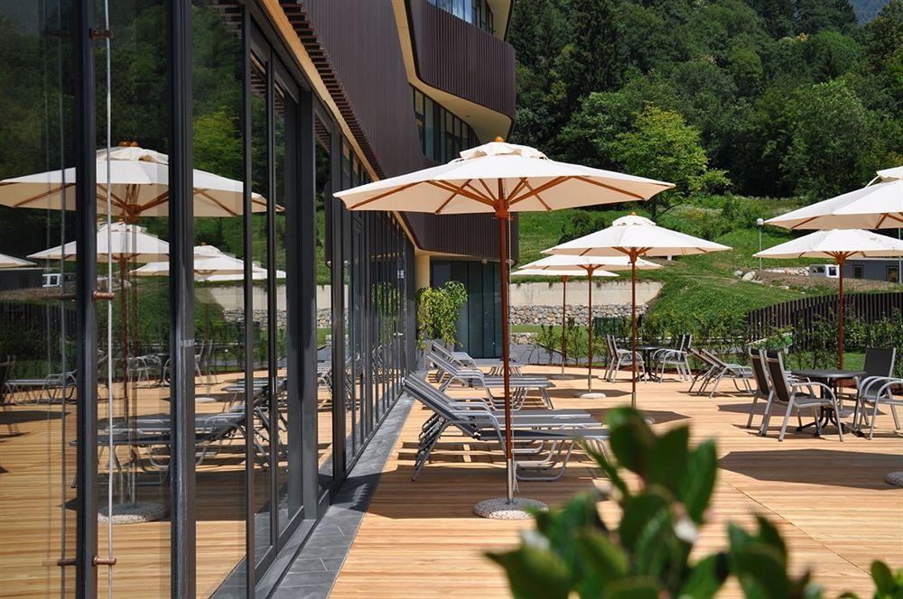 Lambergh Chateau & Hotel Dvorska Vas Ngoại thất bức ảnh