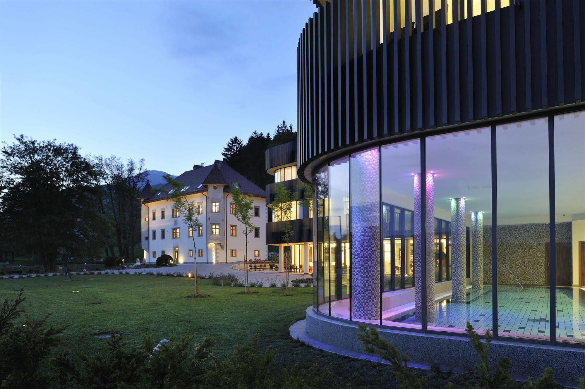Lambergh Chateau & Hotel Dvorska Vas Ngoại thất bức ảnh