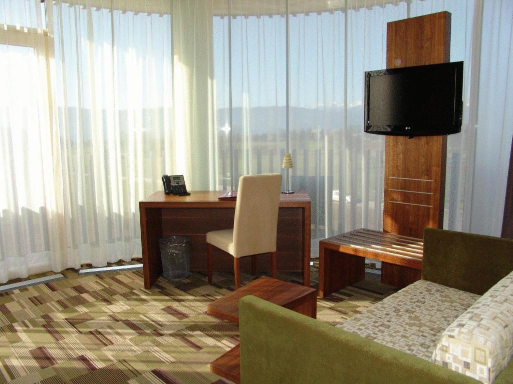 Lambergh Chateau & Hotel Dvorska Vas Ngoại thất bức ảnh